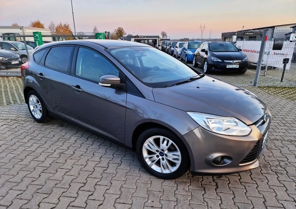 Ford Focus cena 25700 przebieg: 212000, rok produkcji 2012 z Buk małe 562